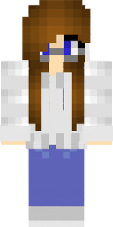 Emma - Sci with a sweater