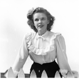 judy garland 1943 circa