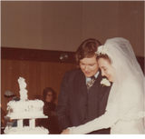Russ morgan i Amelie poślubili się rok po śmierci ojca Morgana w 1969( w 1970 wzieli ślub)  Amelie mając 11 lat zdecydowała się na rodzinę a Russ który był samotny po śmierci ojca wyznał że będzie zdradzał Amelie i ona musi się do tego przyzwyczaić